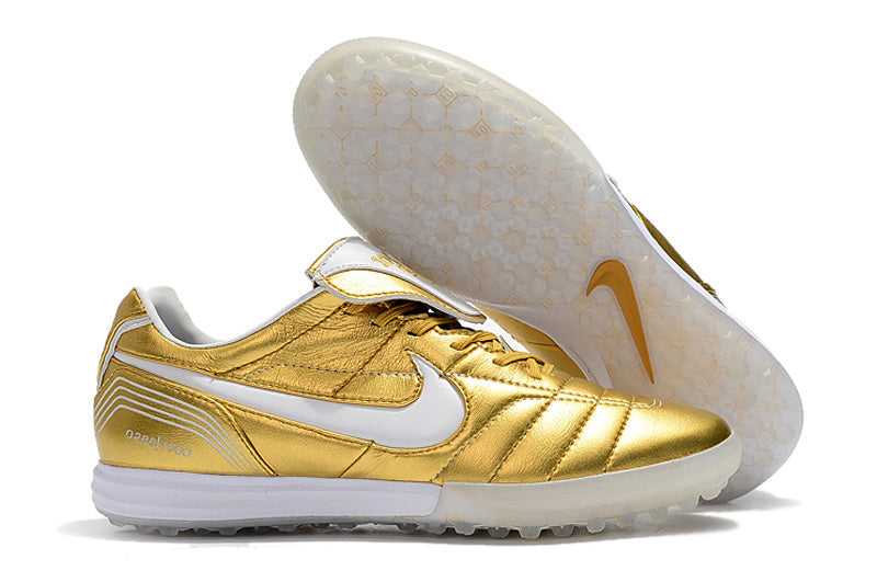 Chuteira Society Nike Tiempo Ronaldinho R10 Pro - Gold