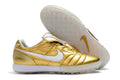 Chuteira Society Nike Tiempo Ronaldinho R10 Pro - Gold