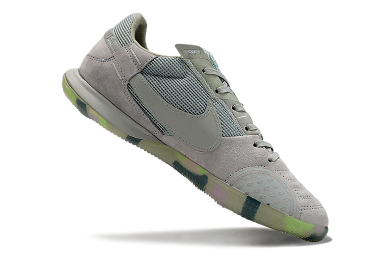 NIKE STREET GATO (IC)