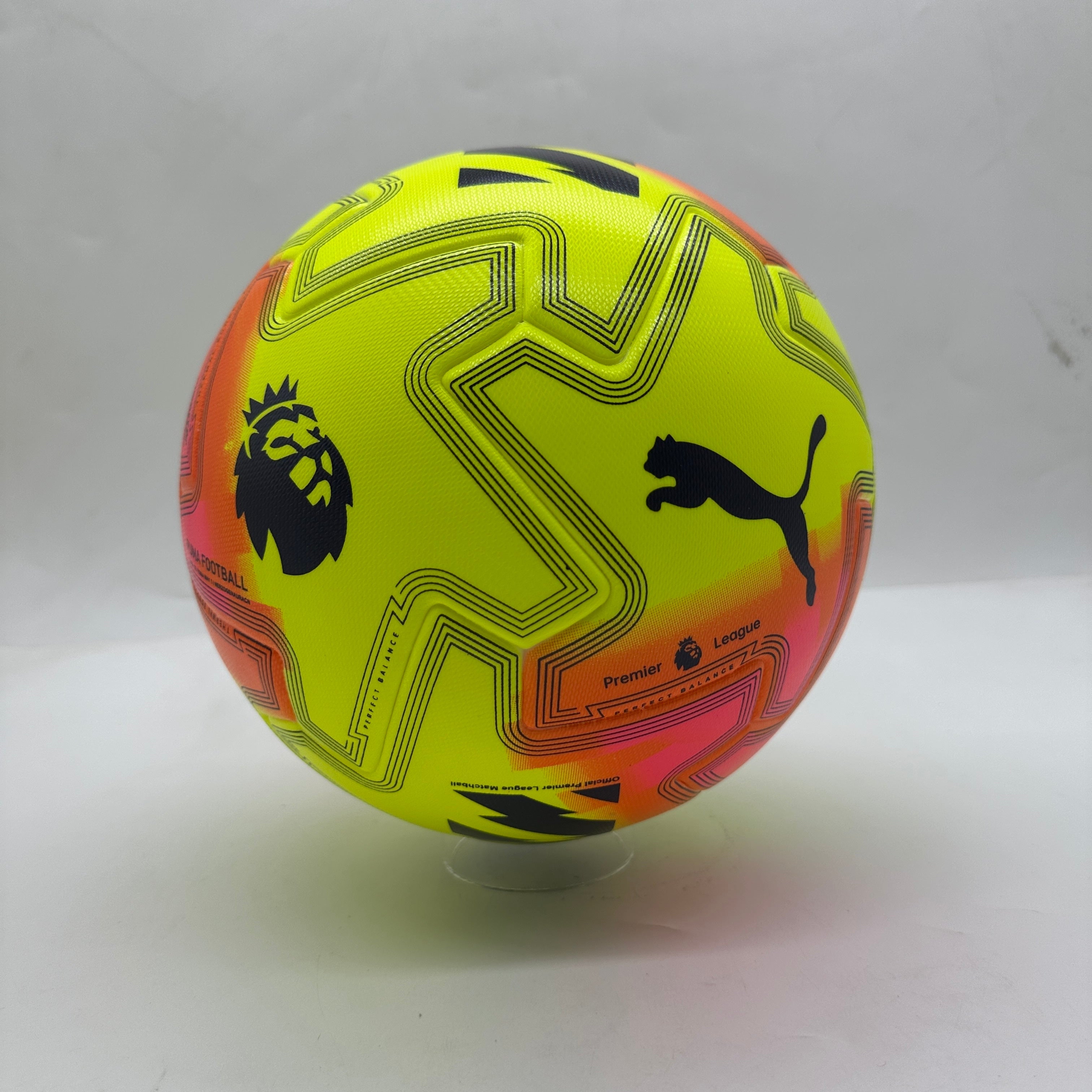 Bola Puma Orbita Ultimate Premier League Fifa Quality Pro