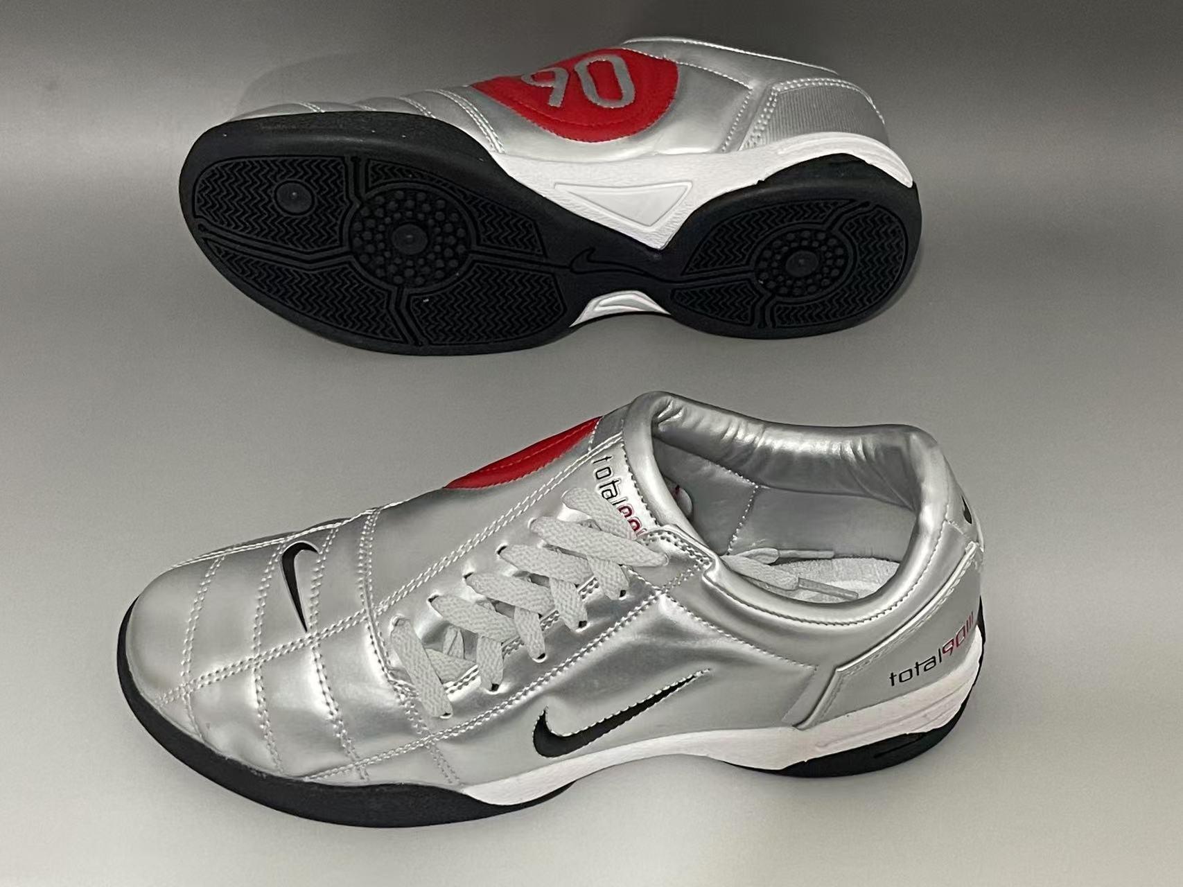 Chuteira FUTSAL NIKE TOTAL 90 IC