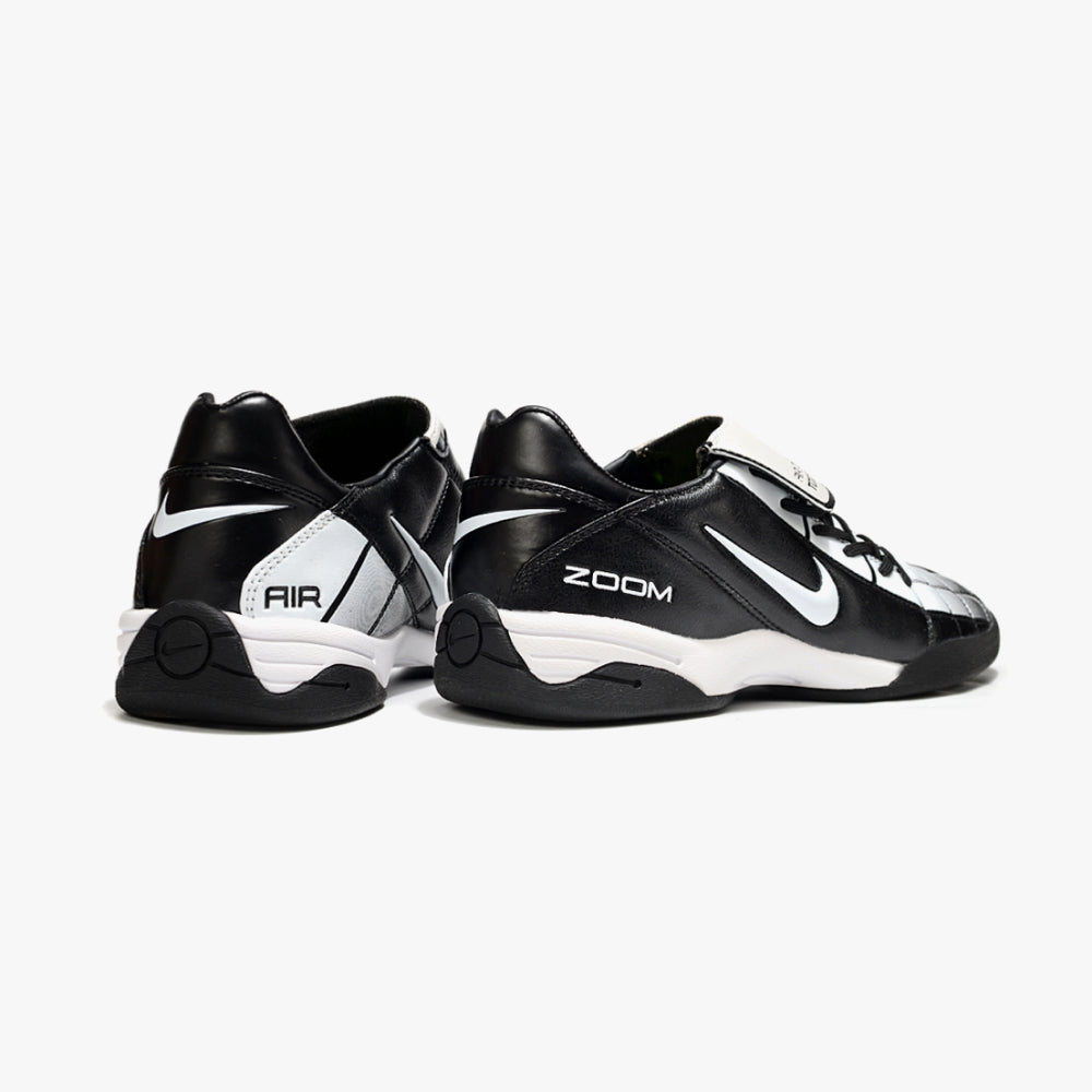 NIKE TOTAL 90 (IC)