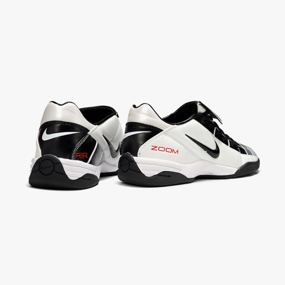 NIKE TOTAL 90 (IC)