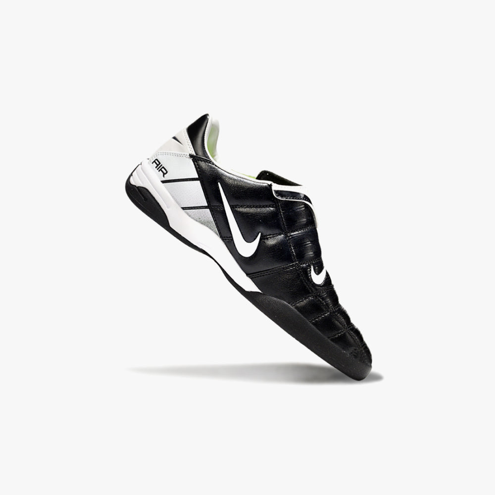 NIKE TOTAL 90 (IC)
