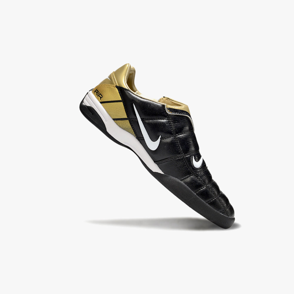NIKE TOTAL 90 (IC)