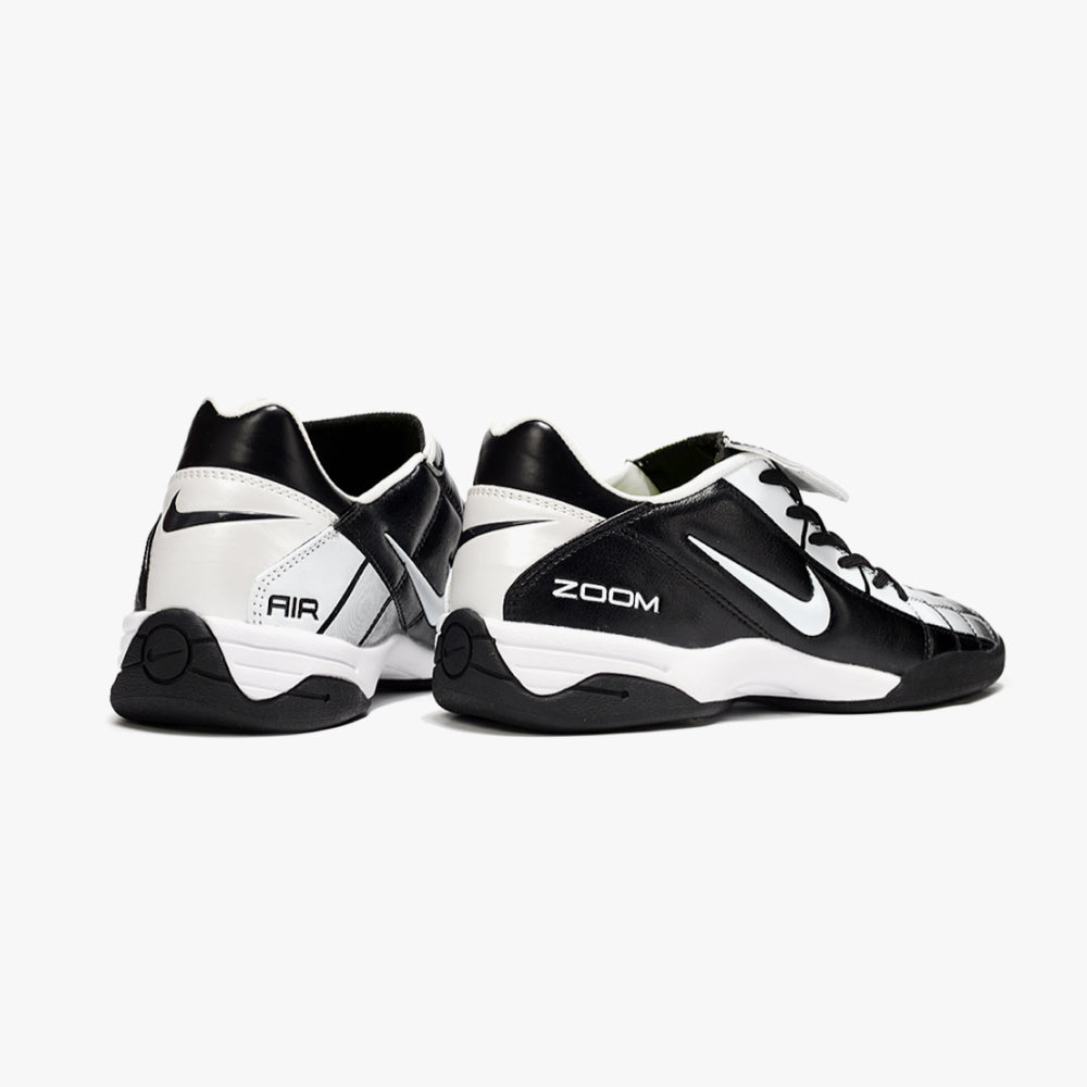 NIKE TOTAL 90 (IC)