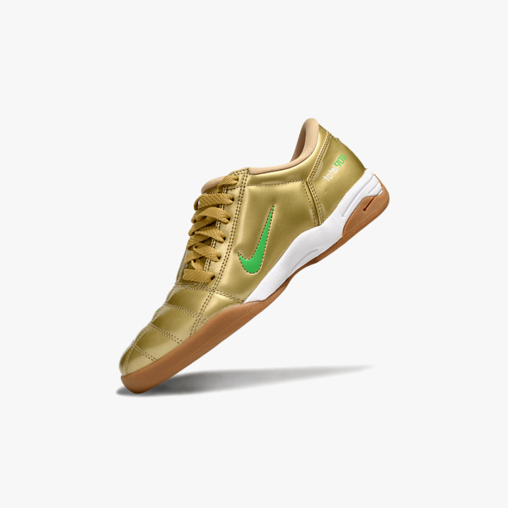 NIKE TOTAL 90 (IC)