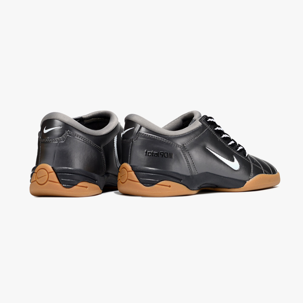 NIKE TOTAL 90 (IC)