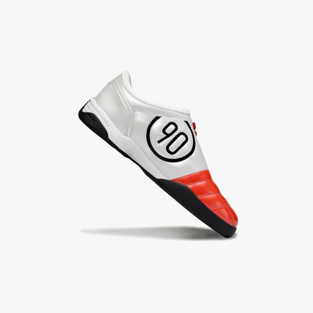 NIKE TOTAL 90 (IC)