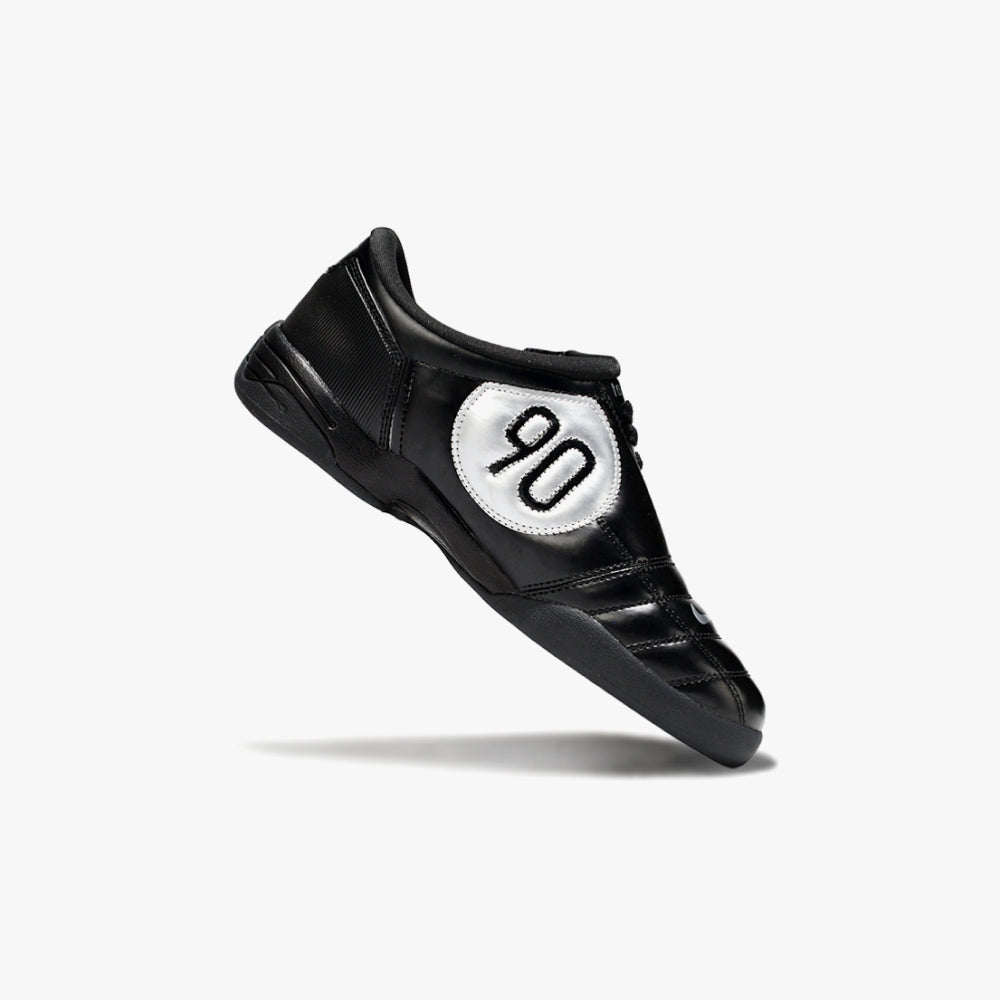 NIKE TOTAL 90 (IC)