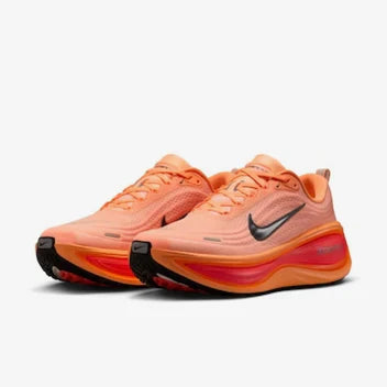 TÊNIS NIKE VOMERO PLUS