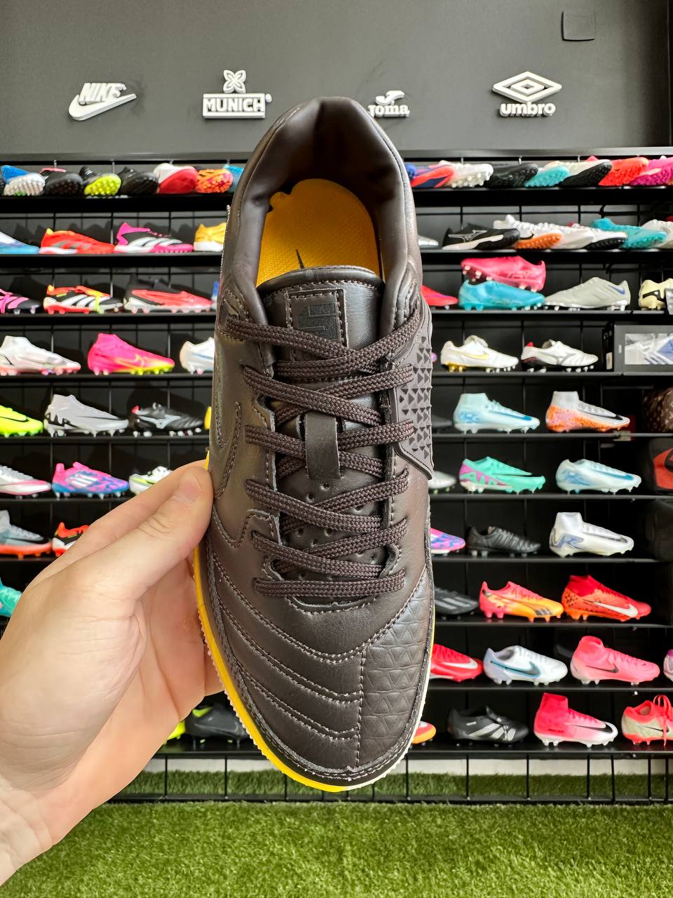 NIKE GATO IC + BRINDE (PRONTA ENTREGA)