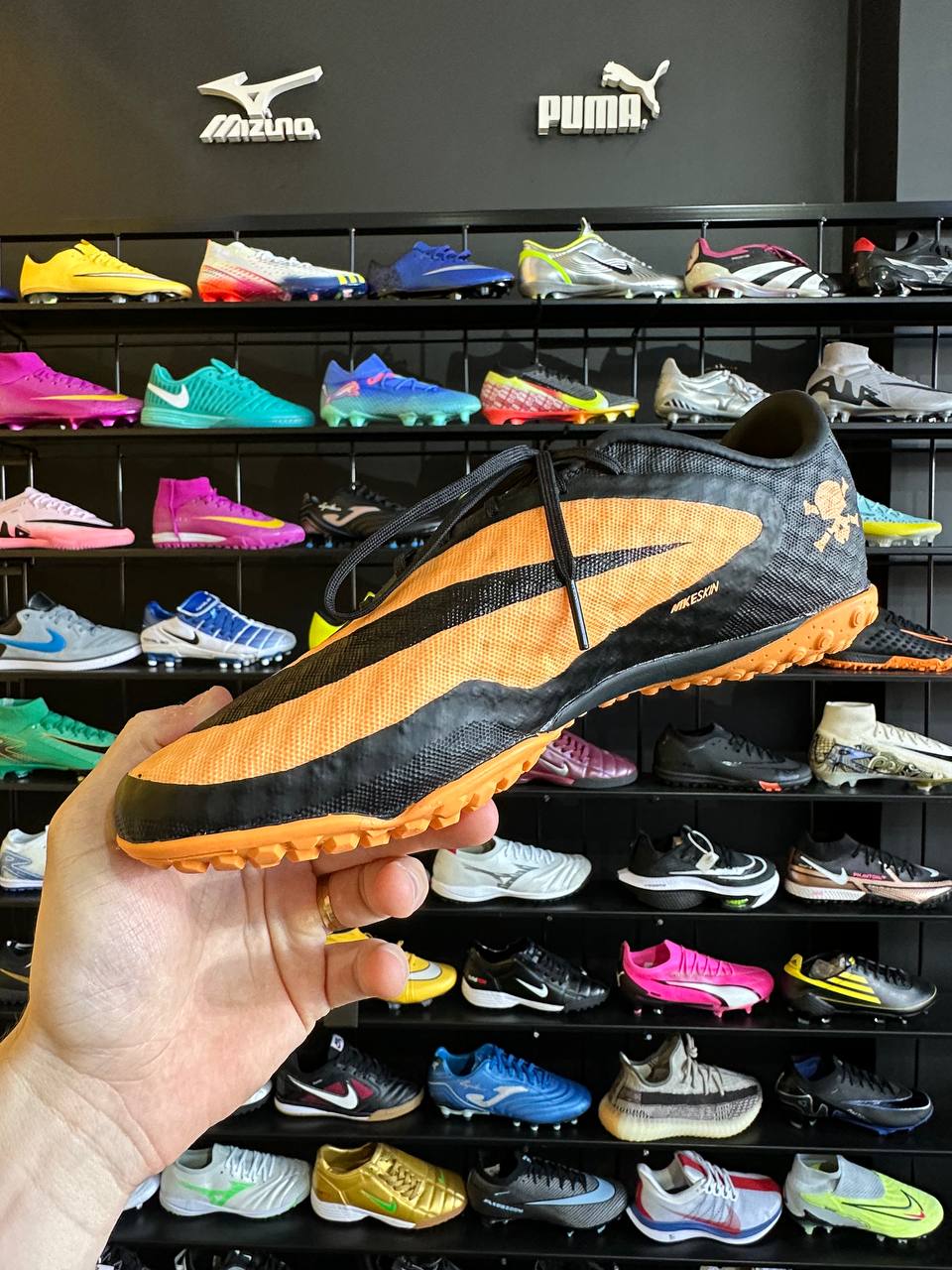 NIKE HYPERVENOM TF + BRINDE (PRONTA ENTREGA)