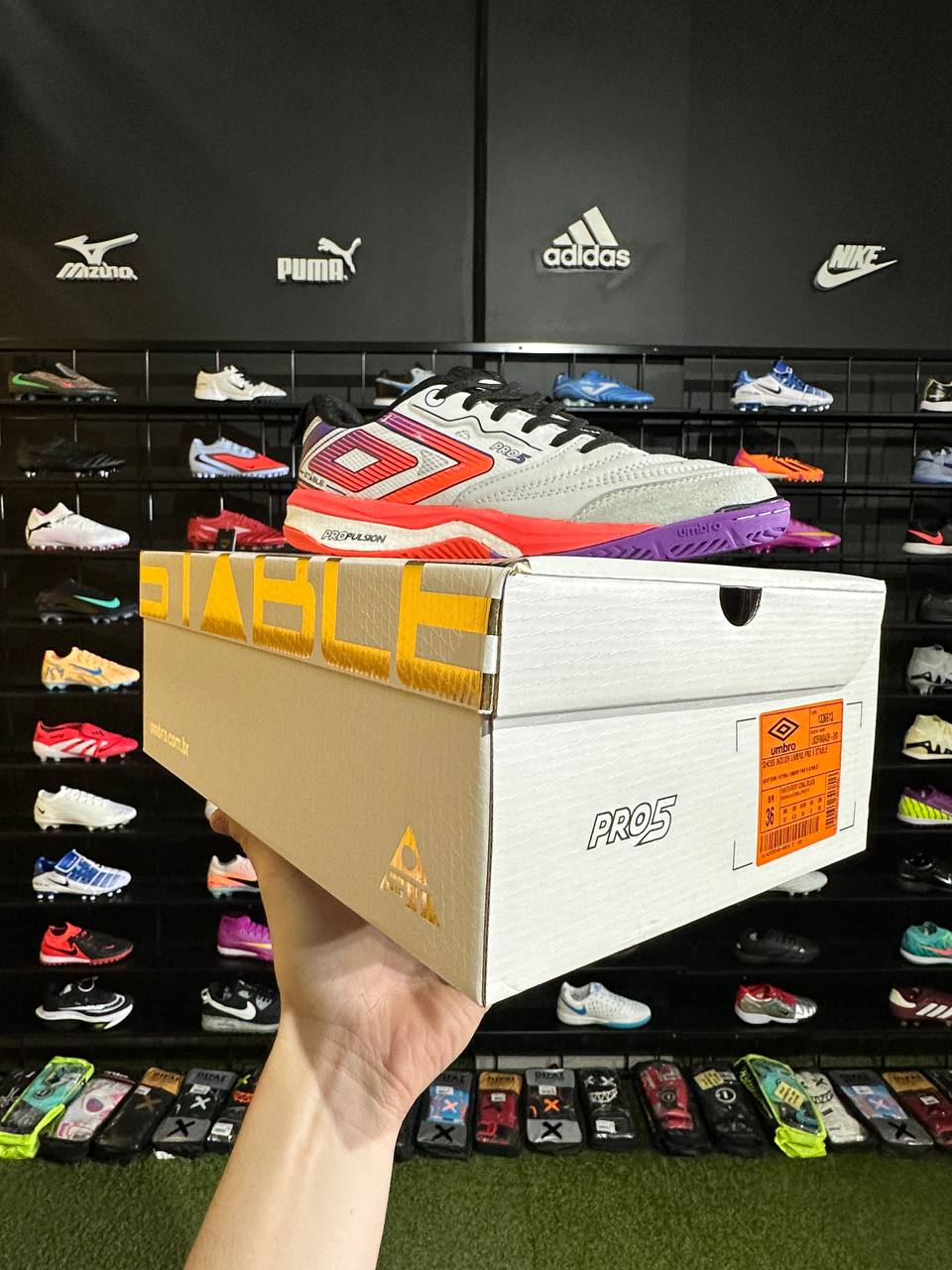 UMBRO PRO 5 STABLE PRONTA ENTREGA