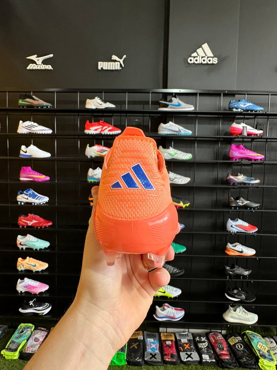 ADIDAS F50 FG  + BRINDES (PRONTA ENTREGA)