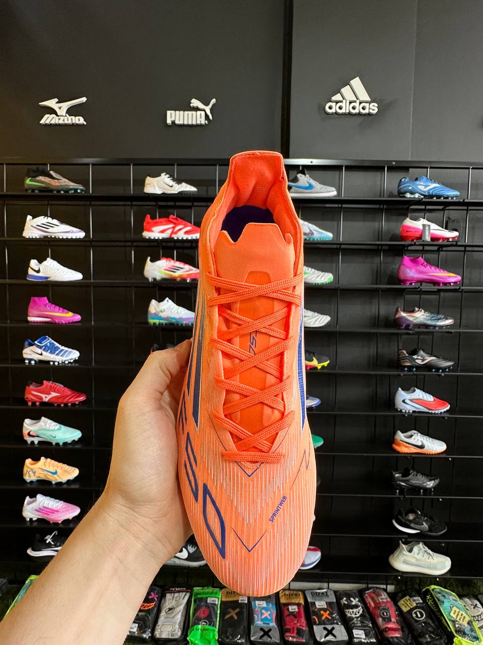 ADIDAS F50 FG  + BRINDES (PRONTA ENTREGA)
