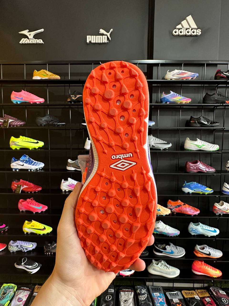 UMBRO ADAMANT HALLOWEN PRONTA ENTREGA