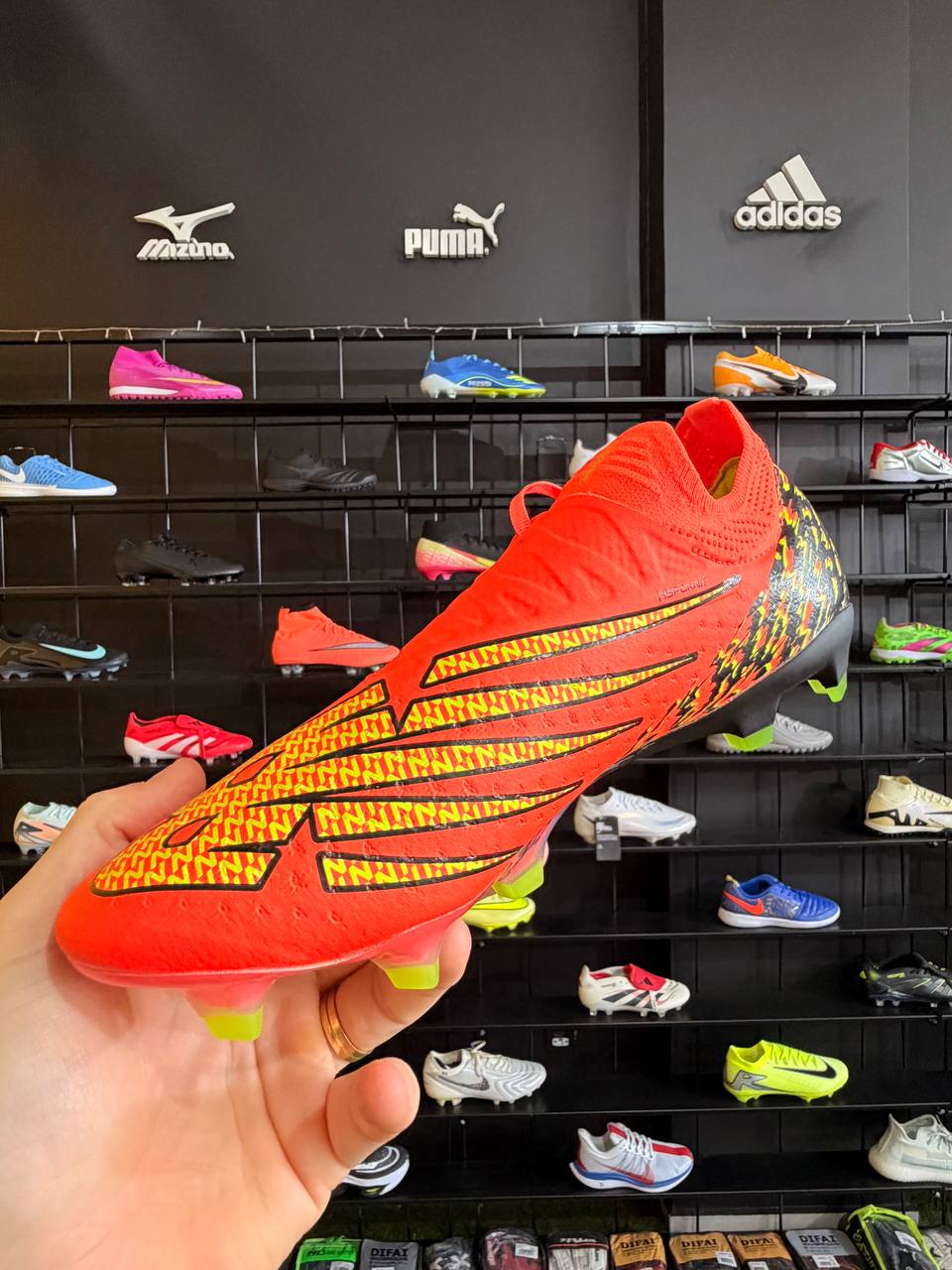 NEW BALANCE FURON PROFISSIONAL (FG) PRONTA ENTREGA