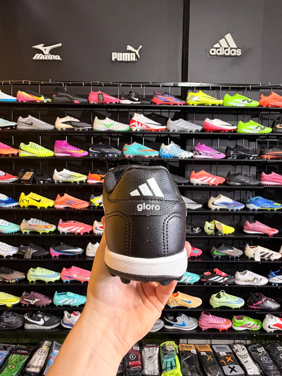 ADIDAS GLORO TF + BRINDE (PRONTA ENTREGA)