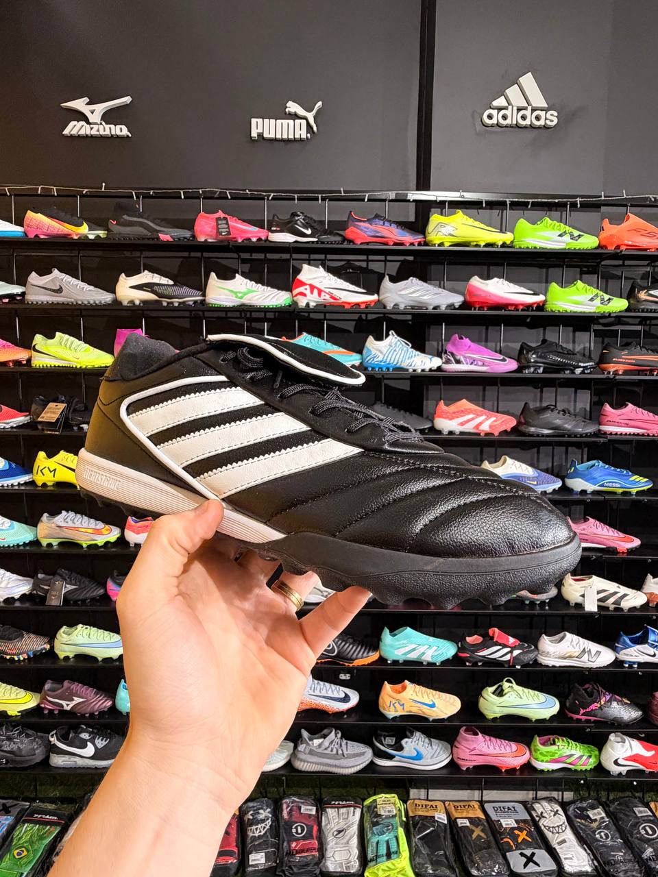 ADIDAS GLORO TF + BRINDE (PRONTA ENTREGA)