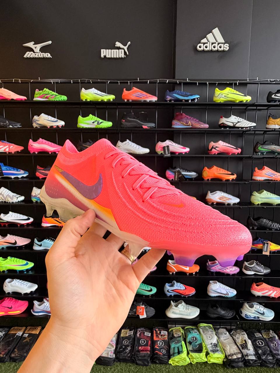 NIKE PHANTOM LUNA ELITE (FG) PRONTA ENTREGA