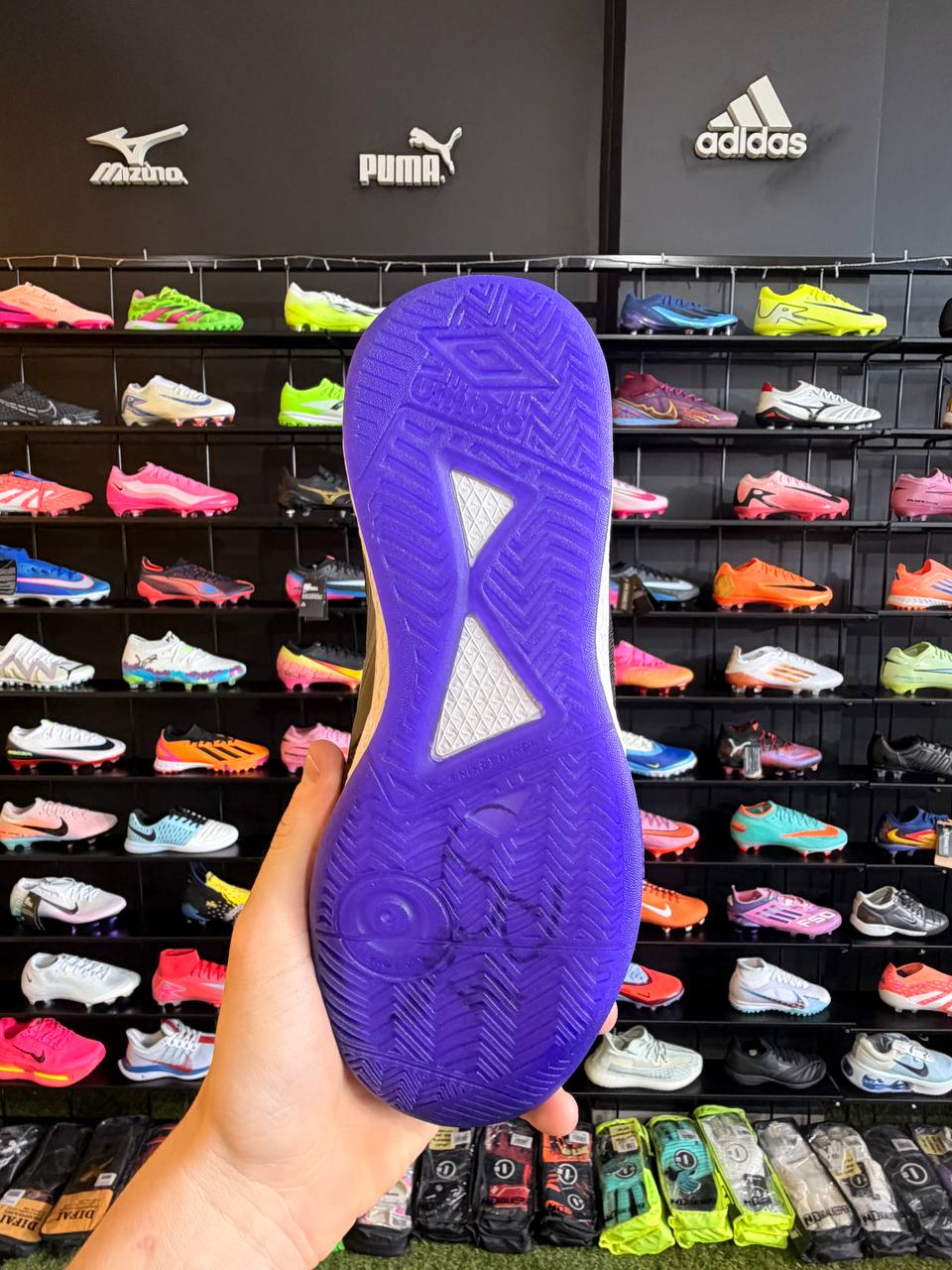 UMBRO PRO 5 BUMP (IC) PRONTA ENTREGA