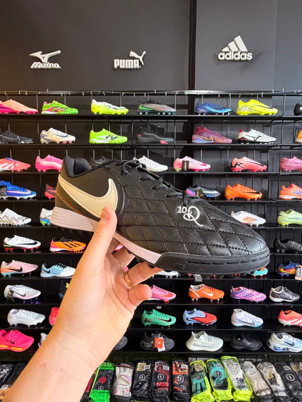NIKE TIEMPO LEGEND 10 ELITE (TF) PRONTA ENTREGA