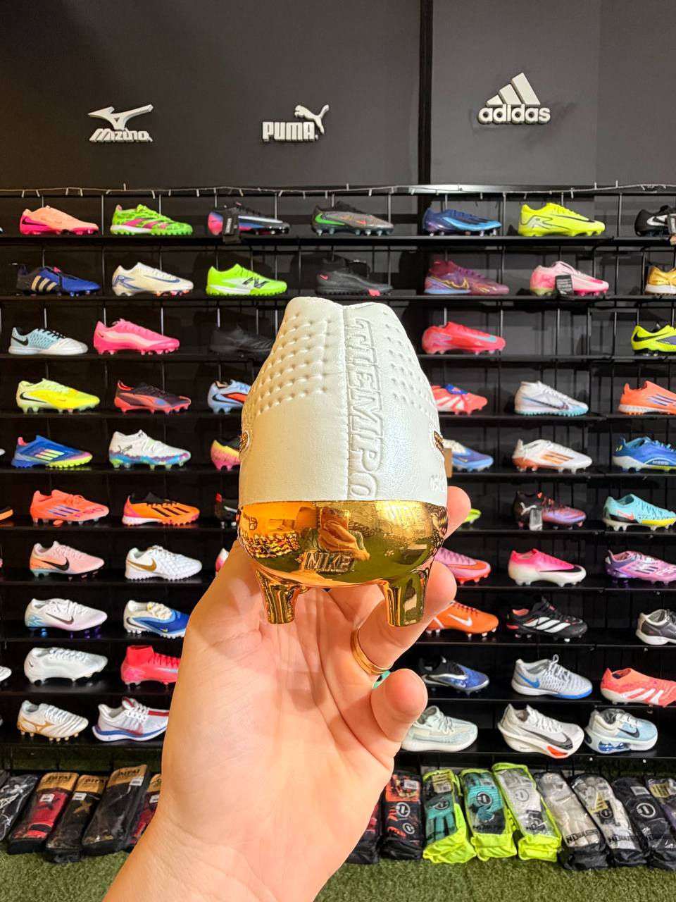 NIKE TIEMPO LEGEND R10 ELITE (FG) PRONTA ENTREGA