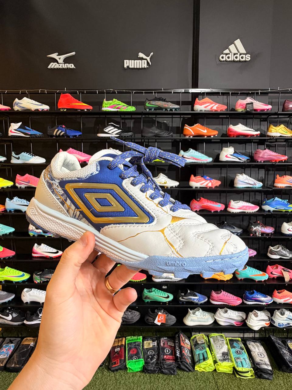 UMBRO ADAMANT MASTER CLASS PRO BUMP KINTSUGI (TF) PRONTA ENTREGA