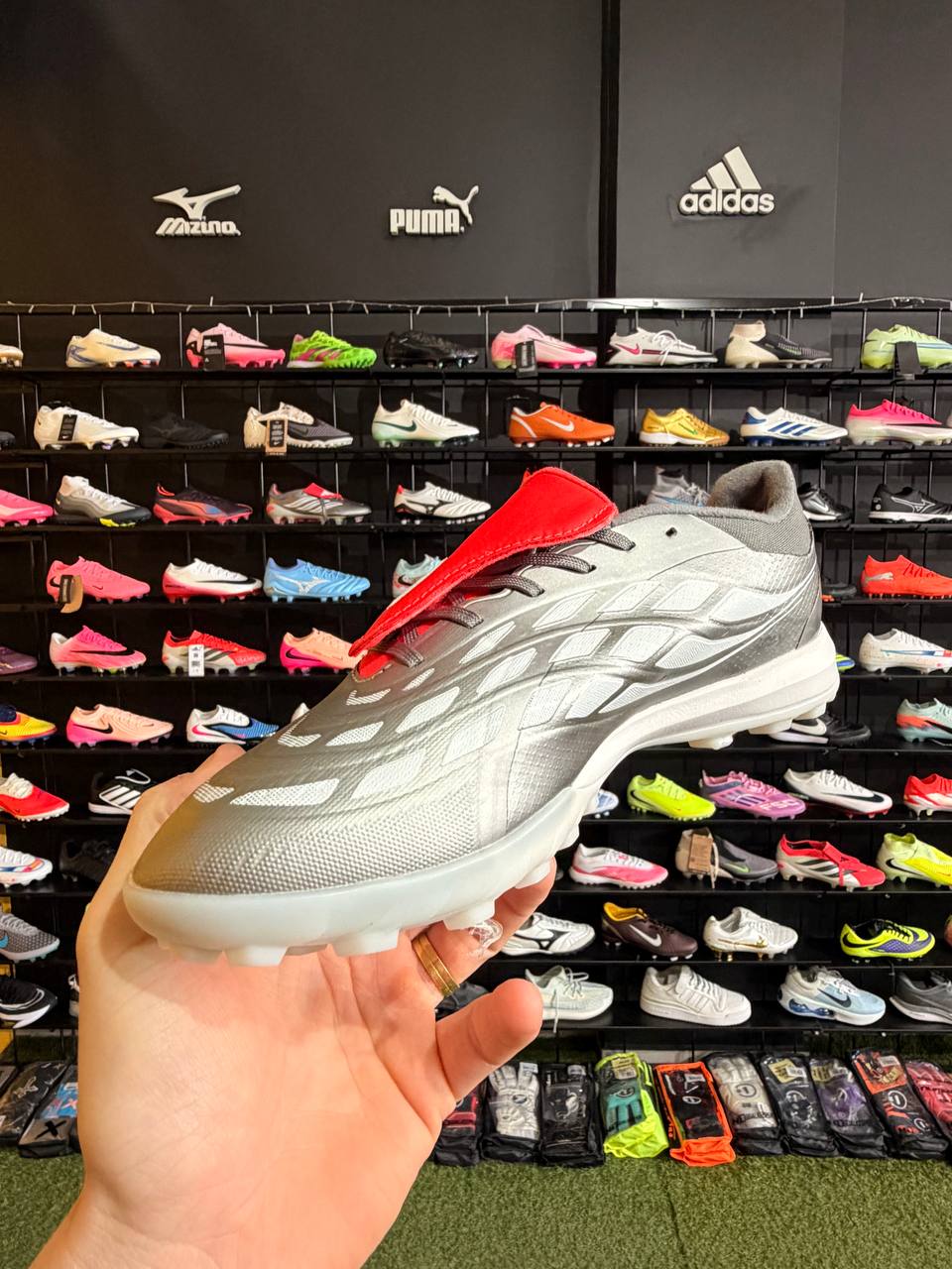 ADIDAS PREDATOR ELITE  (TF) PRONTA ENTREGA
