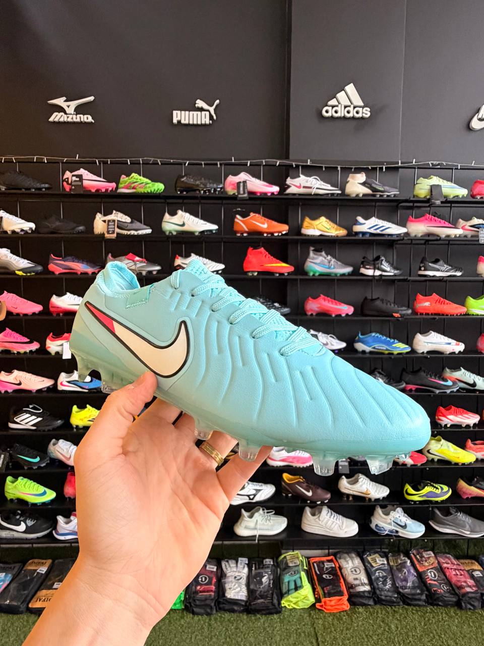 NIKE TIEMPO LEGEND 10 ELITE  FG + BRINDES (PRONTA ENTREGA)