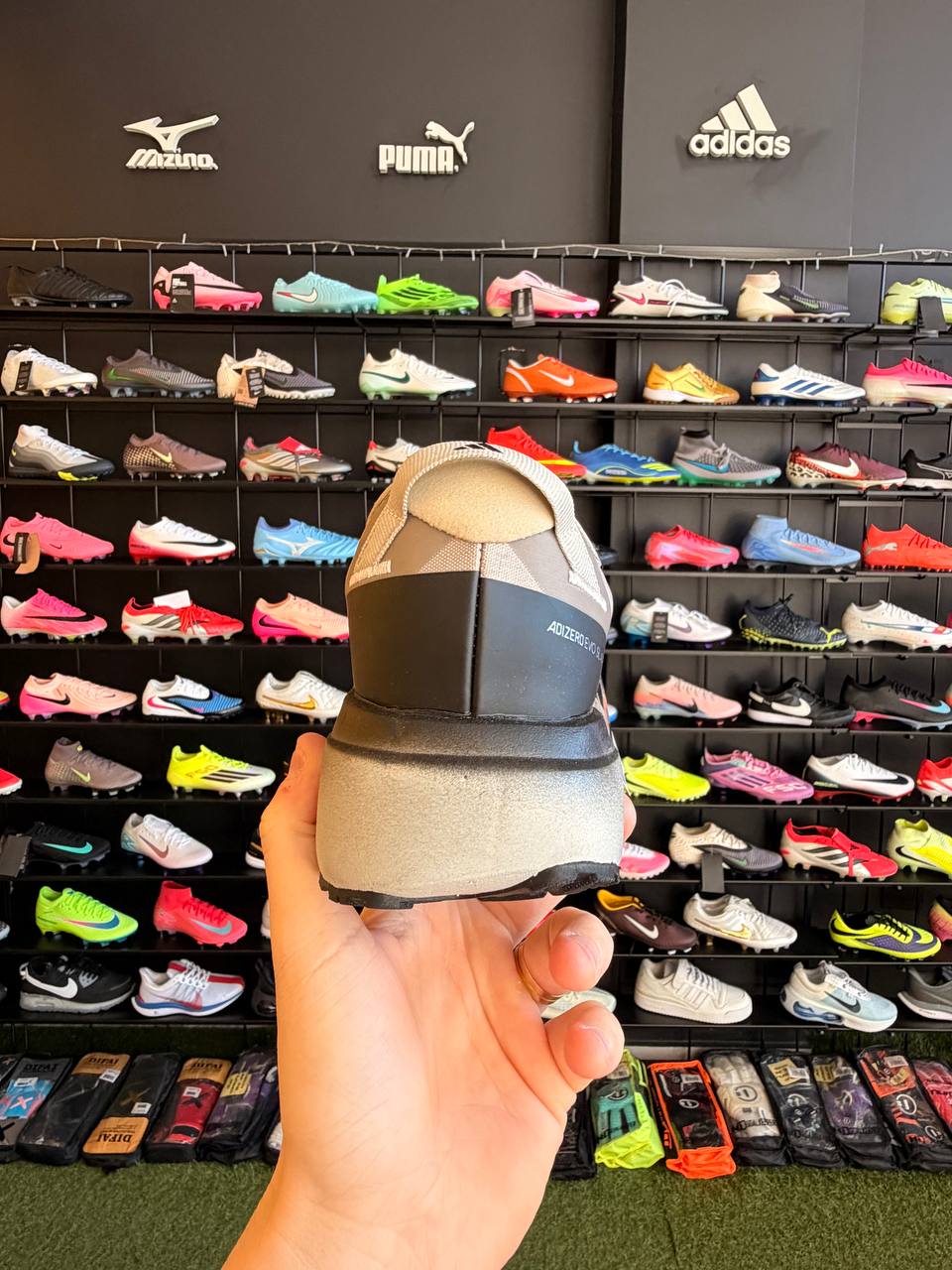 ADIDAS ADIZERO EVO SL