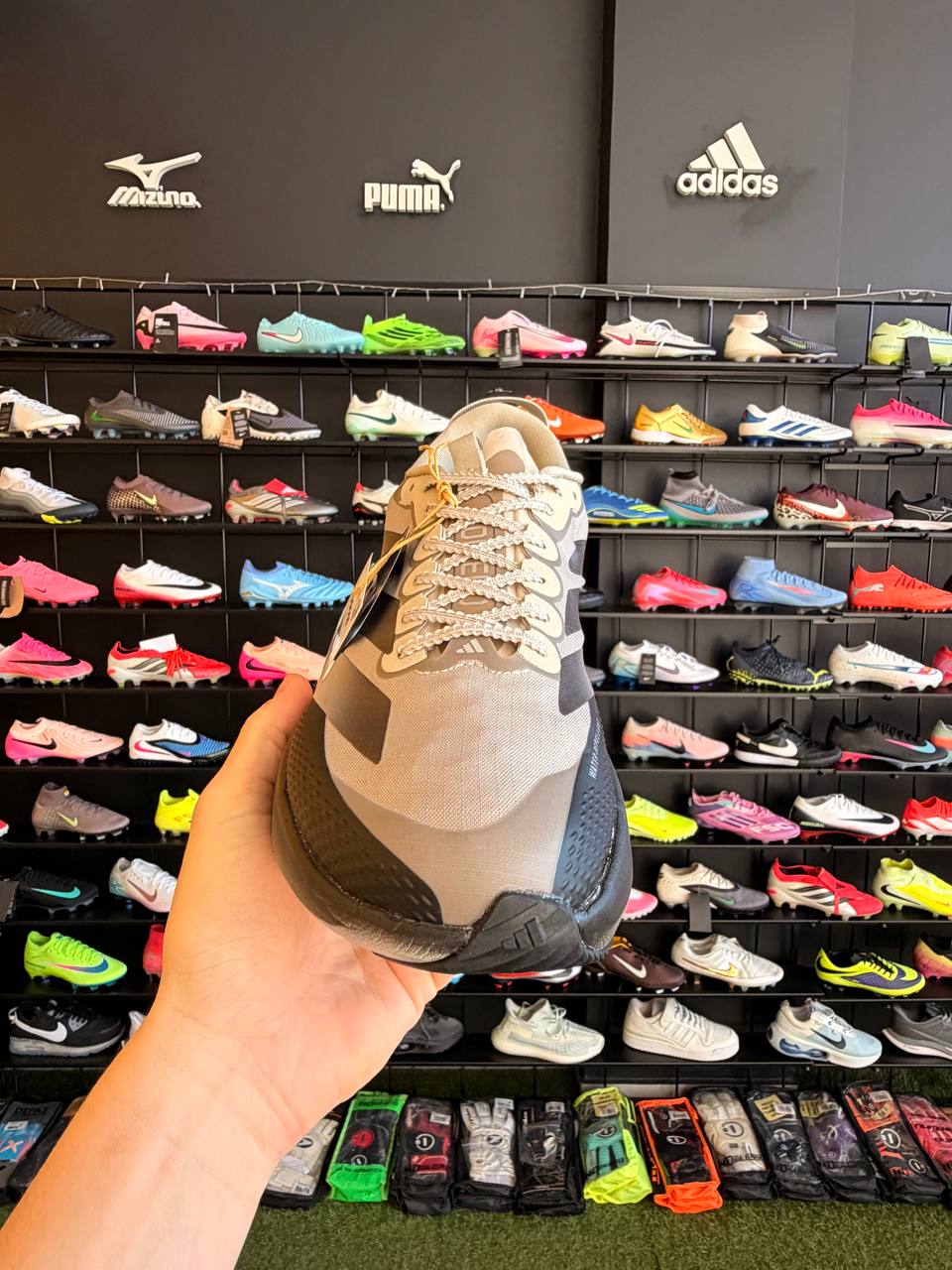 ADIDAS ADIZERO EVO SL