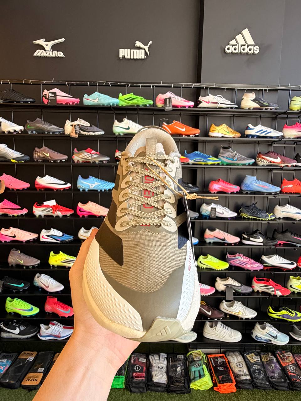 ADIDAS ADIZERO EVO SL