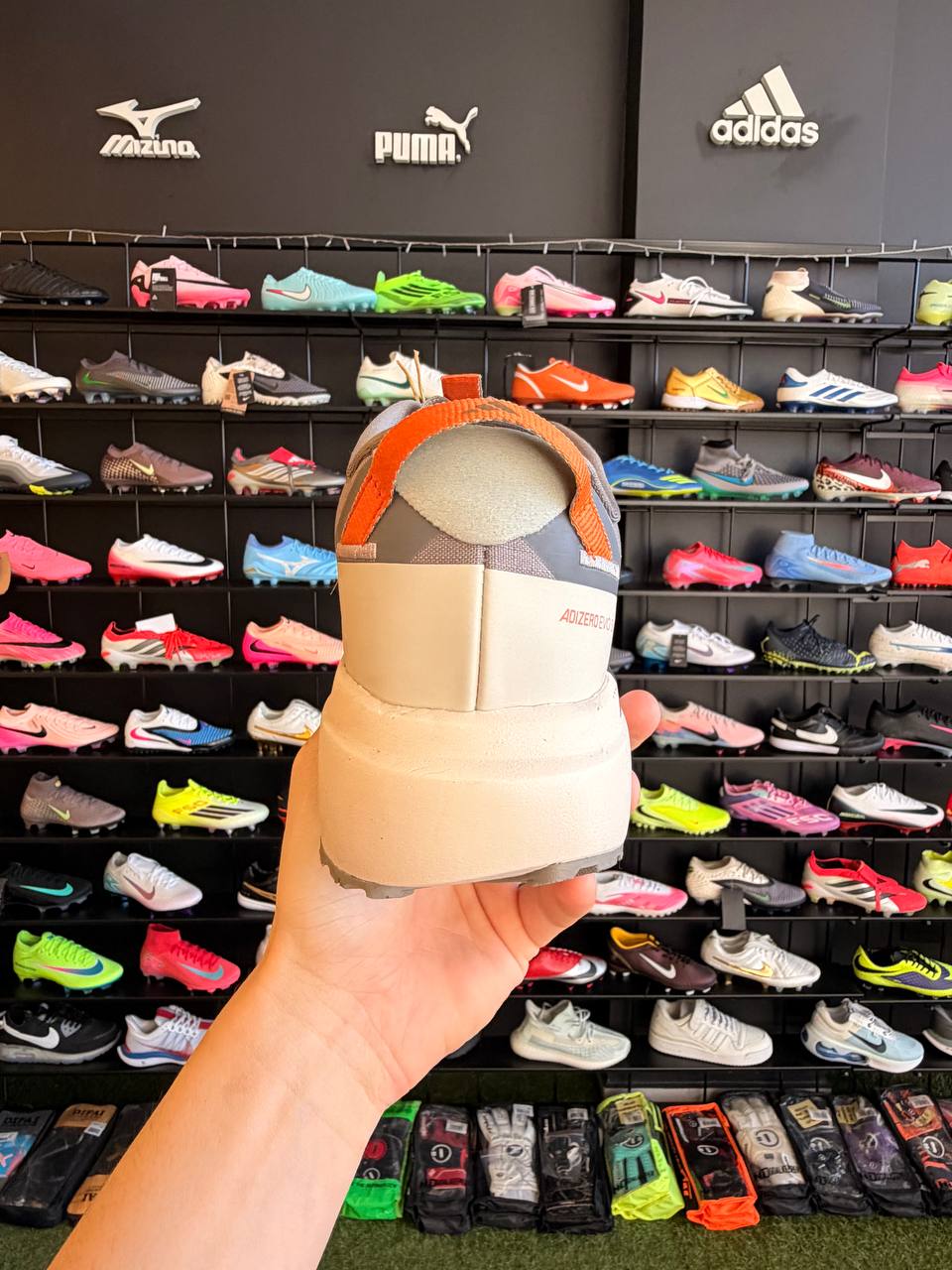 ADIDAS ADIZERO EVO SL