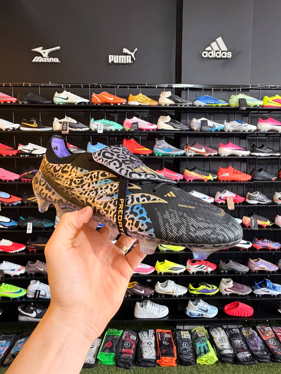 ADIDAS PREDATOR ELITE (FG) PRONTA ENTREGA