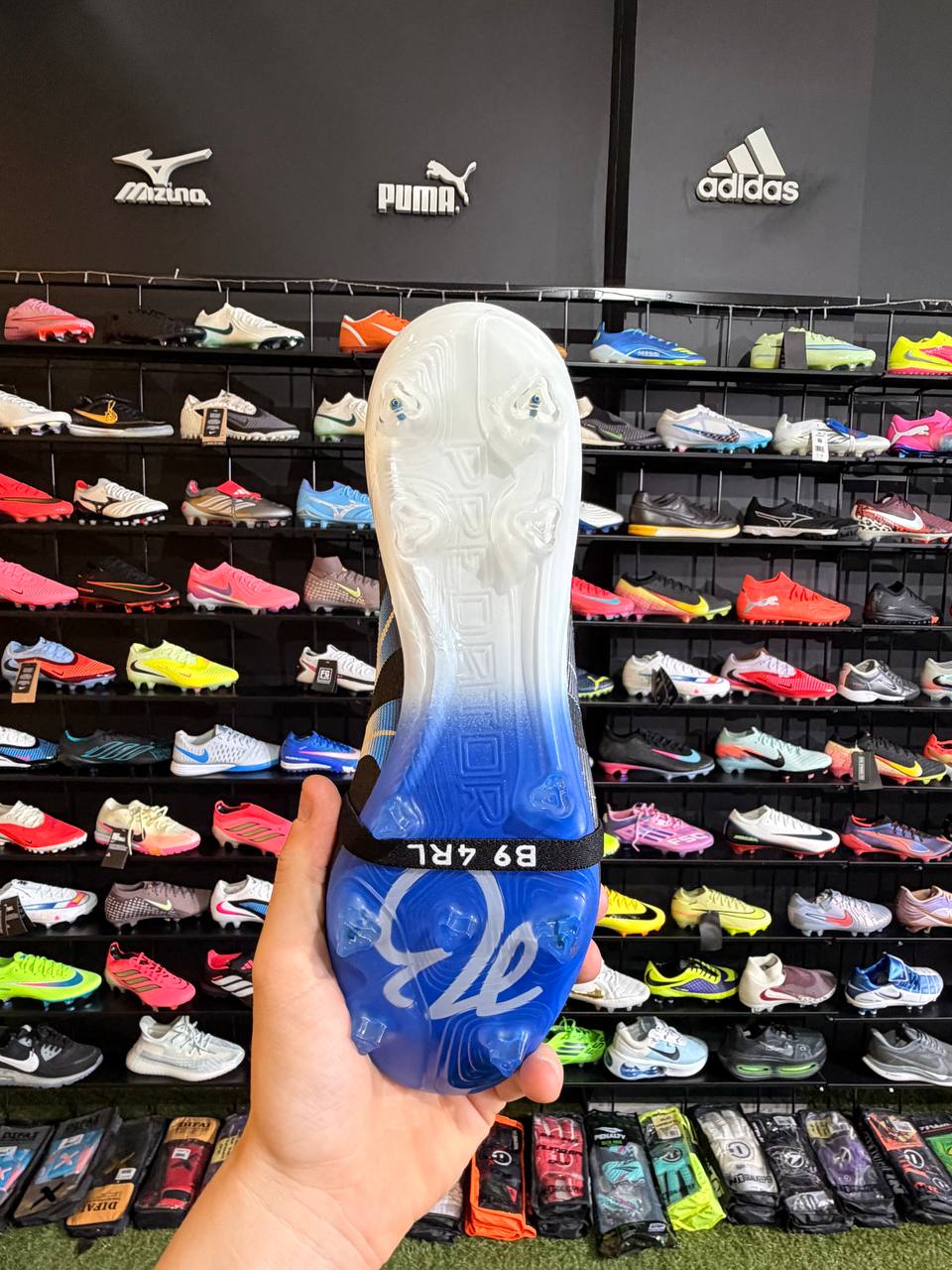 ADIDAS PREDATOR ELITE (FG) PRONTA ENTREGA