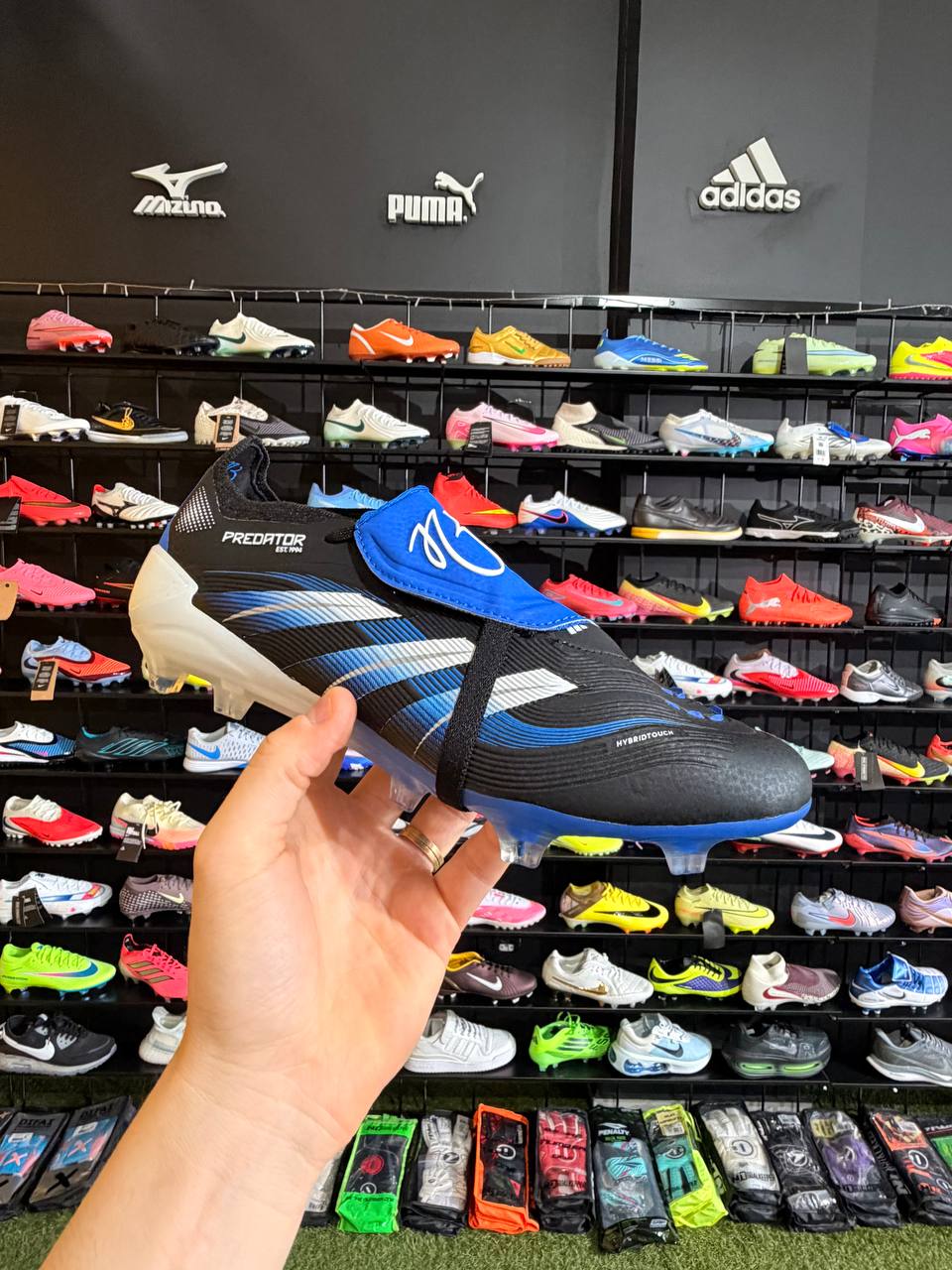 ADIDAS PREDATOR ELITE (FG) PRONTA ENTREGA