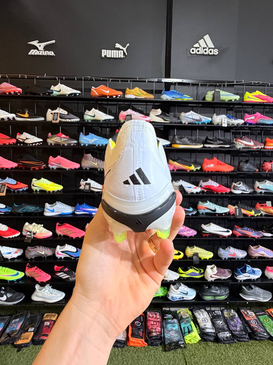 ADIDAS PREDATOR ELITE (FG) PRONTA ENTREGA