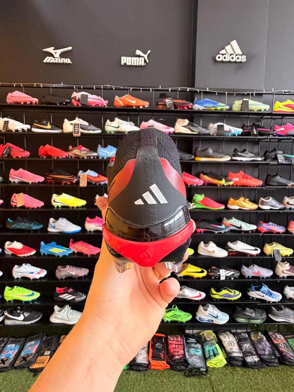 ADIDAS PREDATOR ELITE (FG) PRONTA ENTREGA