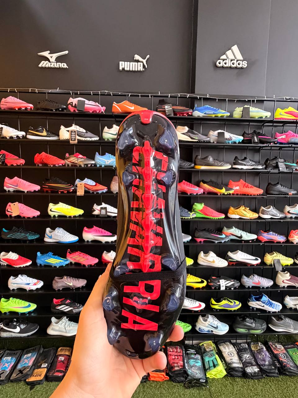 ADIDAS PREDATOR ELITE (FG) PRONTA ENTREGA