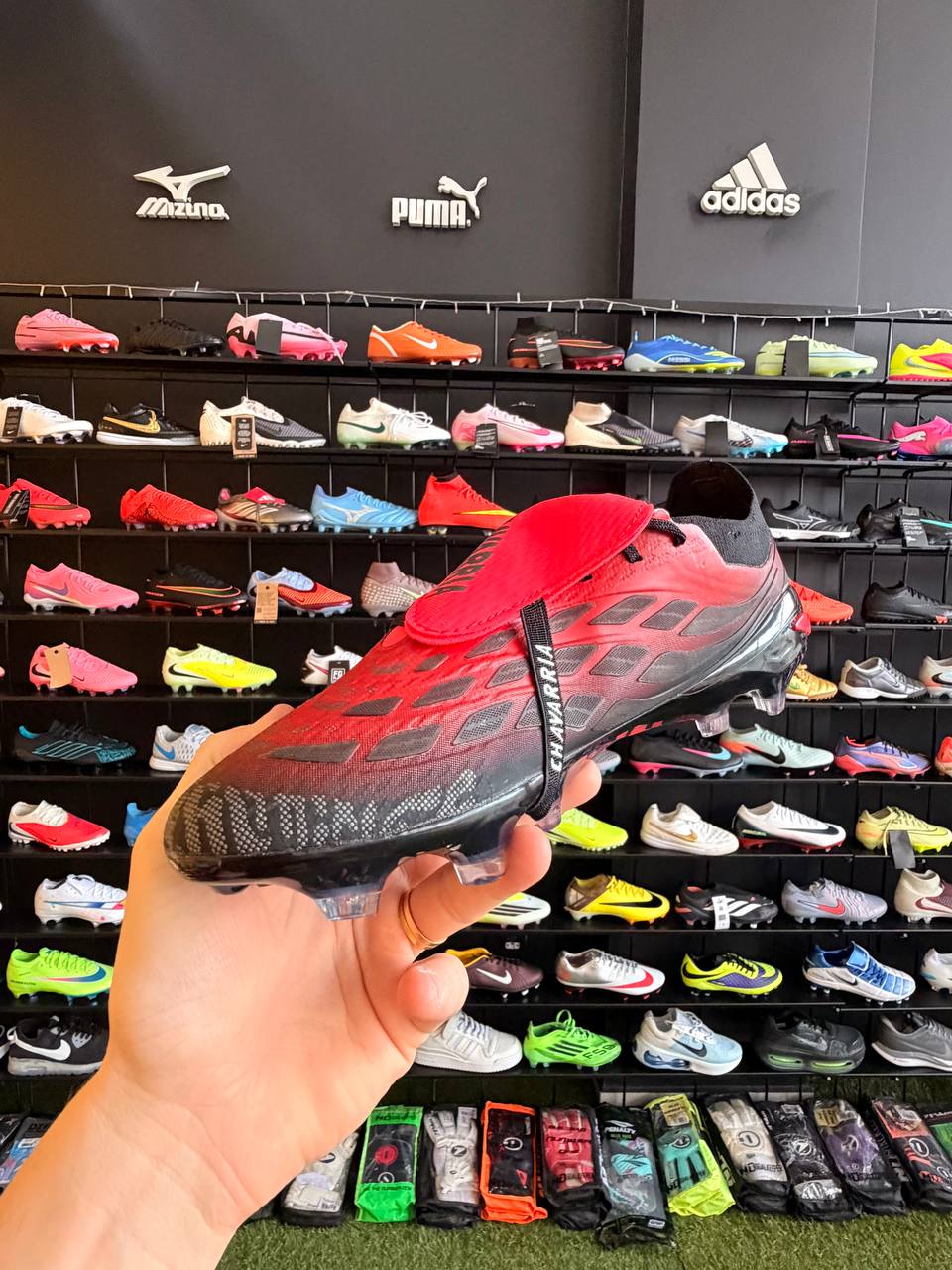 ADIDAS PREDATOR ELITE (FG) PRONTA ENTREGA