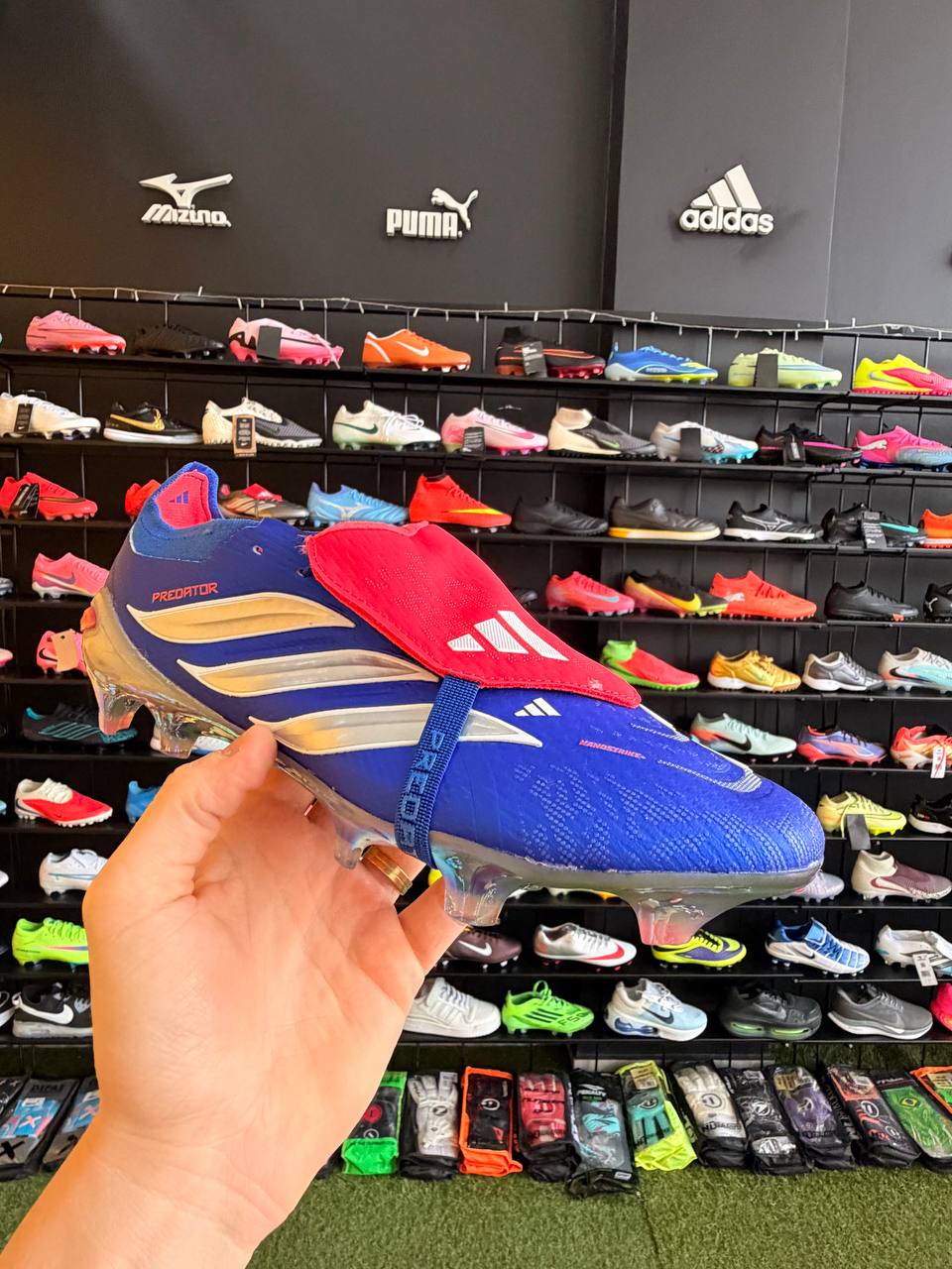 ADIDAS PREDATOR ELITE (FG) PRONTA ENTREGA