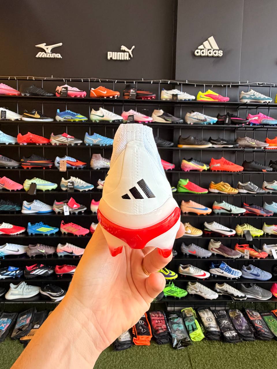 ADIDAS PREDATOR ELITE (FG) PRONTA ENTREGA
