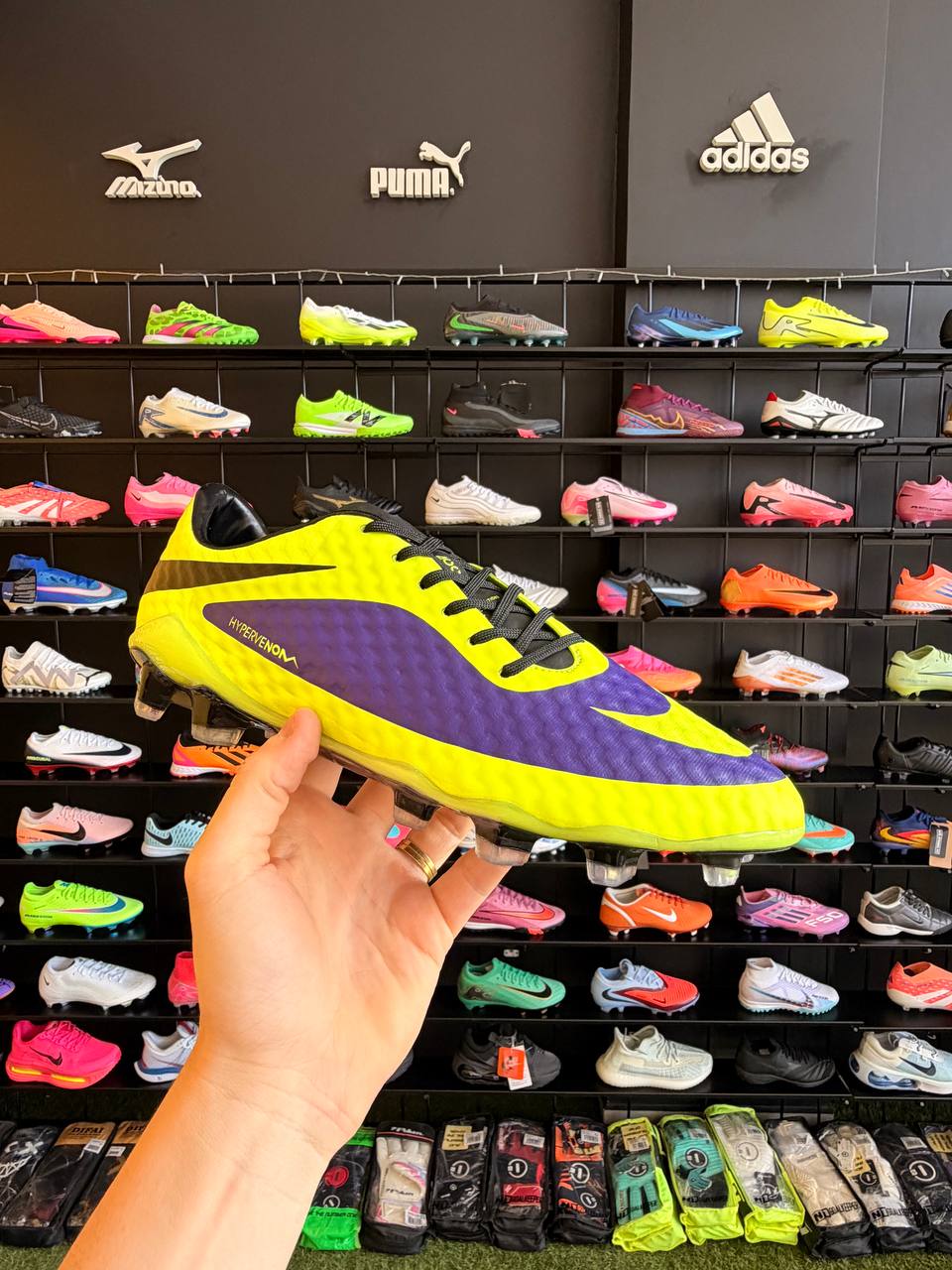 NIKE HYPERVENOM ELITE (FG) PRONTA ENTREGA