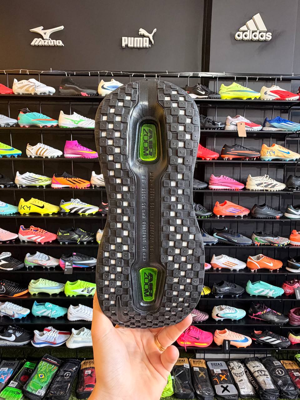TENIS NIKE VOMERO PREMIUM (PRONTA ENTREGA)