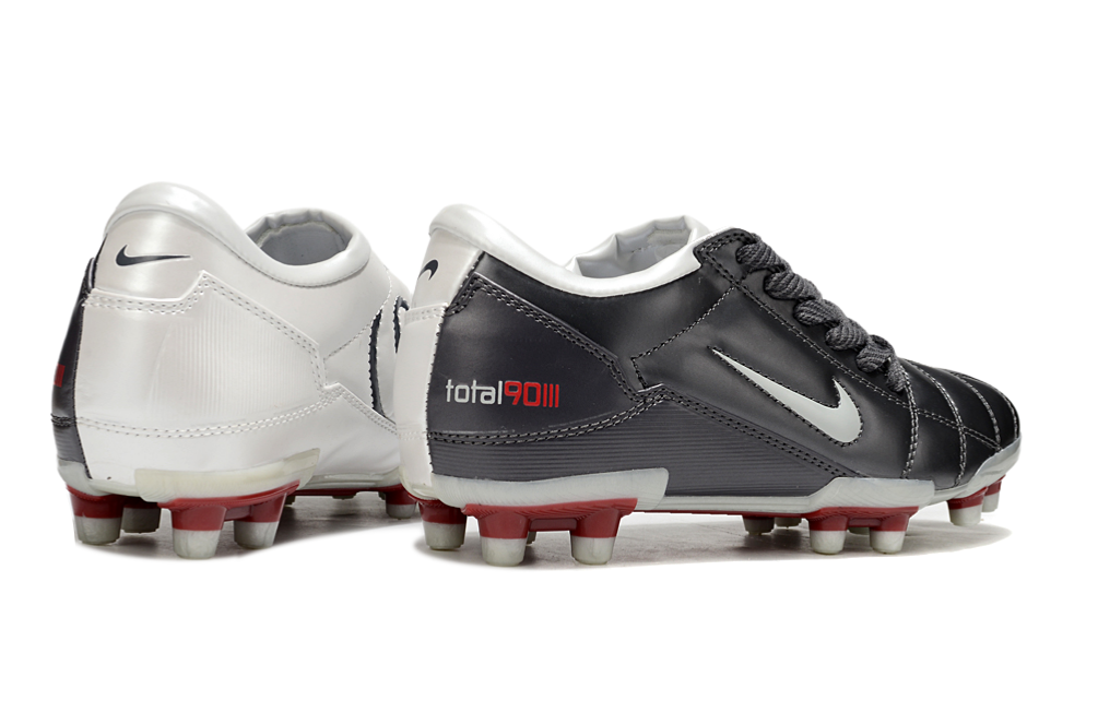 Chuteira NIKE TOTAL 90